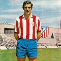Luis Aragonés con la camiseta del Atlético de Madrid 1970-71