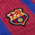 Camiseta retro FC Barcelona 1990-91 escudo