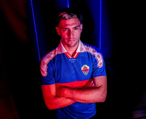 Camiseta Elche FC inspirada en ascenso 1995-96 creada por Retrofootball Camiseta Elche FC inspirada en ascenso 1995-96 creada por Retrofootball